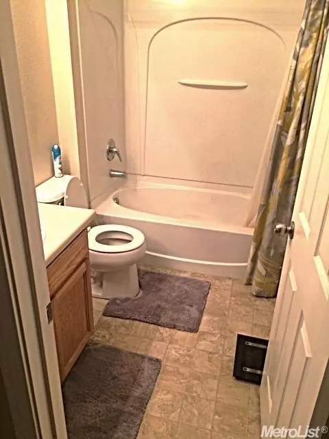 1820 Estrellita Ct, Modesto, CA 95358 photo 10