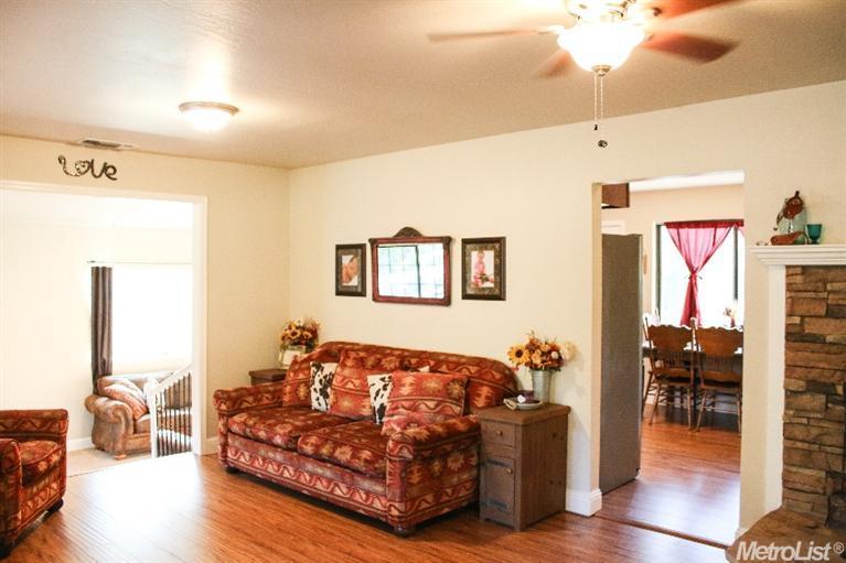 2271 Olympia Ln, Placerville, CA 95667 photo 3