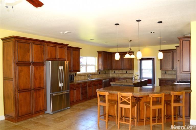 23697 Griffith Gate Ln, Acampo, CA 95220 photo 4