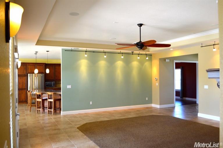 23697 Griffith Gate Ln, Acampo, CA 95220 photo 11