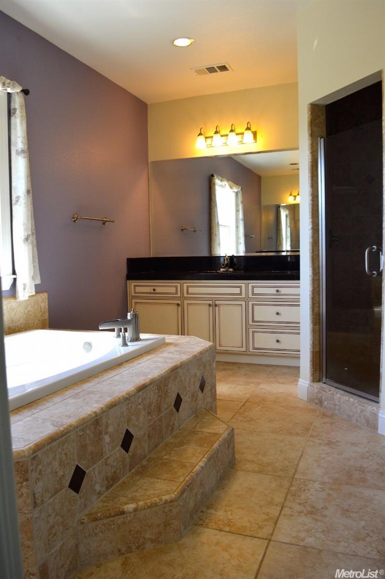 23697 Griffith Gate Ln, Acampo, CA 95220 photo 15