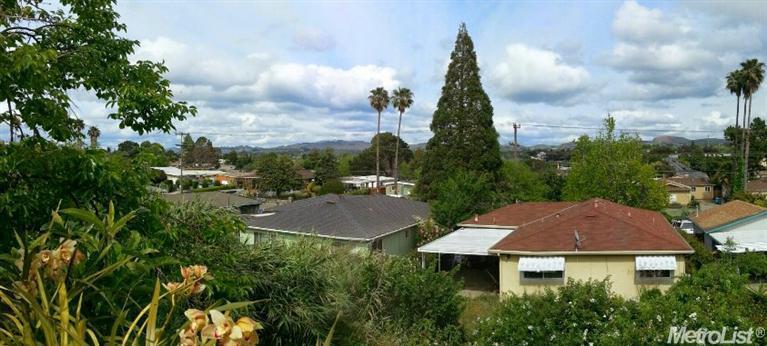 948 Grant St, Vallejo, CA 94590 photo 1
