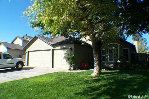 511 Rustic Ct, Ripon, CA 95366 photo 1
