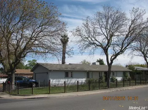 3008 Conant Ave, Modesto, CA 95350 photo 2