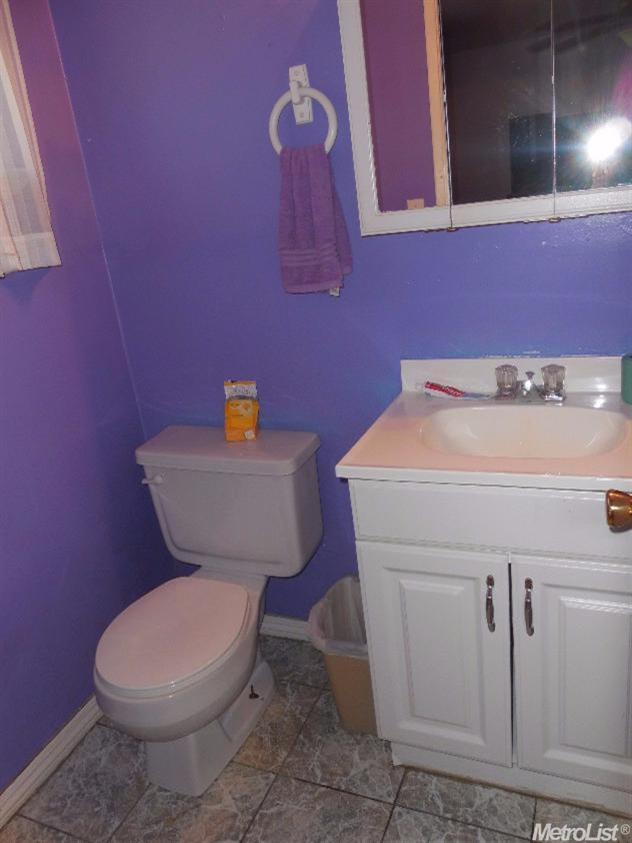 905 Middlecoff Ave, Modesto, CA 95351 photo 9