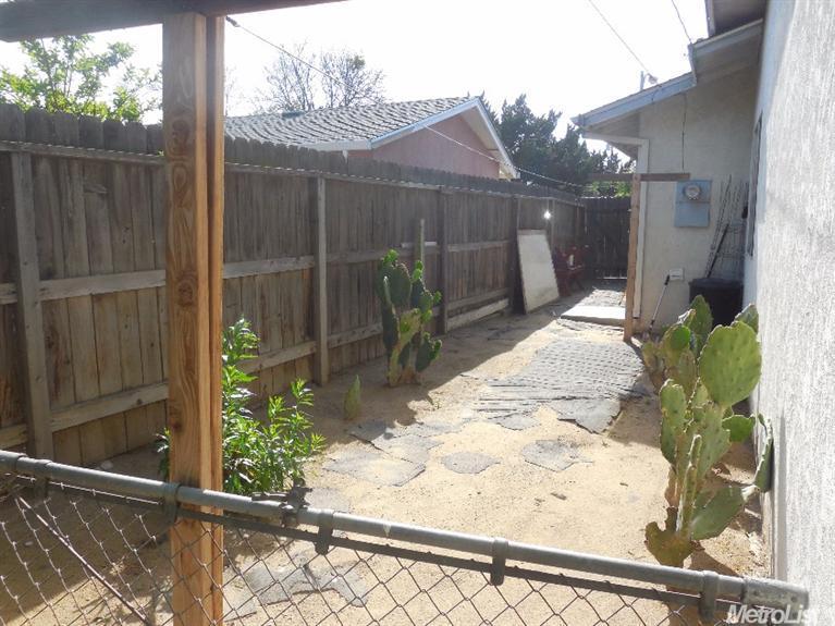 905 Middlecoff Ave, Modesto, CA 95351 photo 15