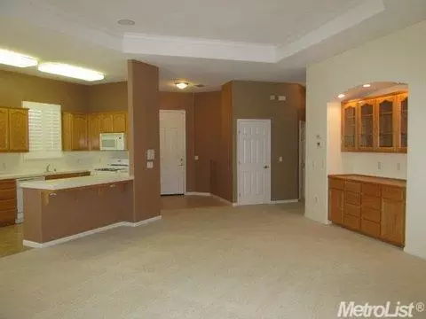 1539 Whispering Wind Dr, Tracy, CA 95377 photo 3