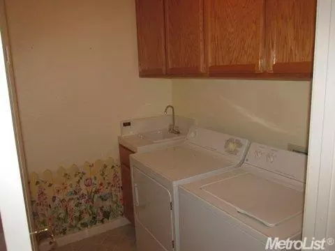 1539 Whispering Wind Dr, Tracy, CA 95377 photo 6