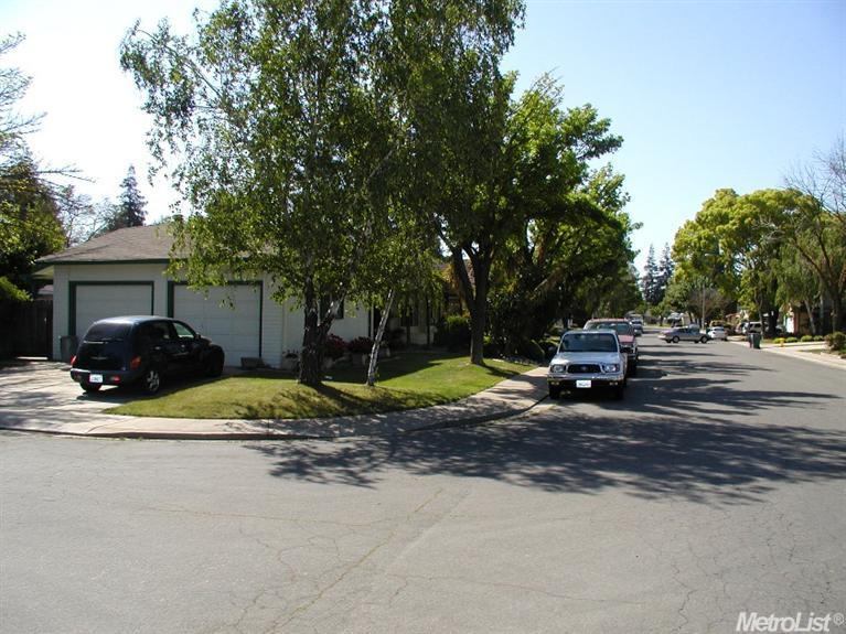 3828 Atwood Dr, Modesto, CA 95355 photo 1