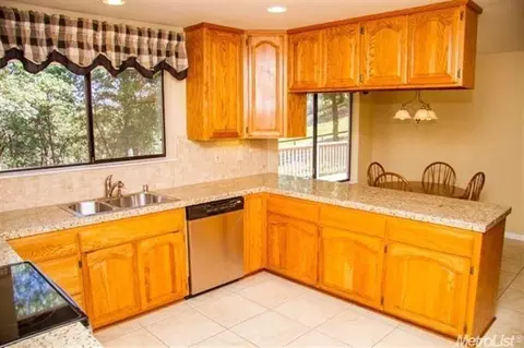 2492 Cascade Trl, Cool, CA 95614 photo 9