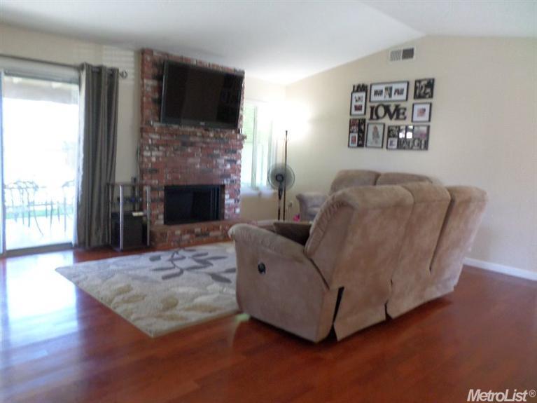 2217 Calcagno St, Ceres, CA 95307 photo 6