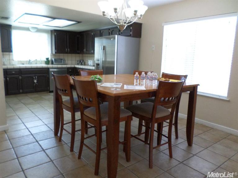 2217 Calcagno St, Ceres, CA 95307 photo 3