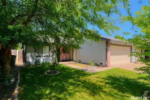 5115 Gibbons Dr, Carmichael, CA 95608 photo 2