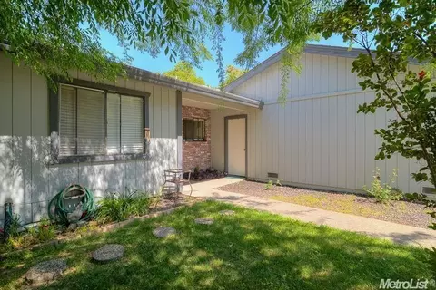 5115 Gibbons Dr, Carmichael, CA 95608 photo 3