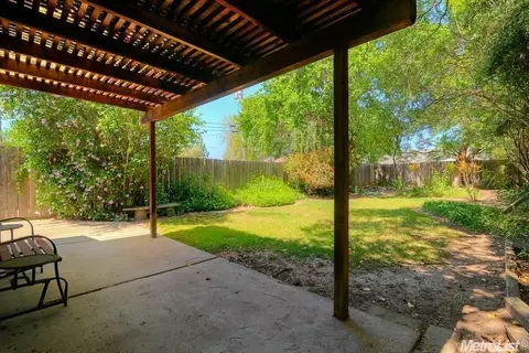 5117 Gibbons Dr, Carmichael, CA 95608 photo 12