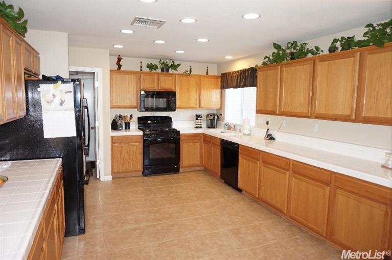 4413 Pittsfield Way, Mather, CA 95655 photo 4