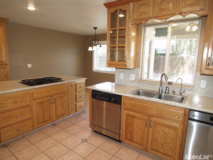 1220 Glenbrook Way, Modesto, CA 95355 photo 7