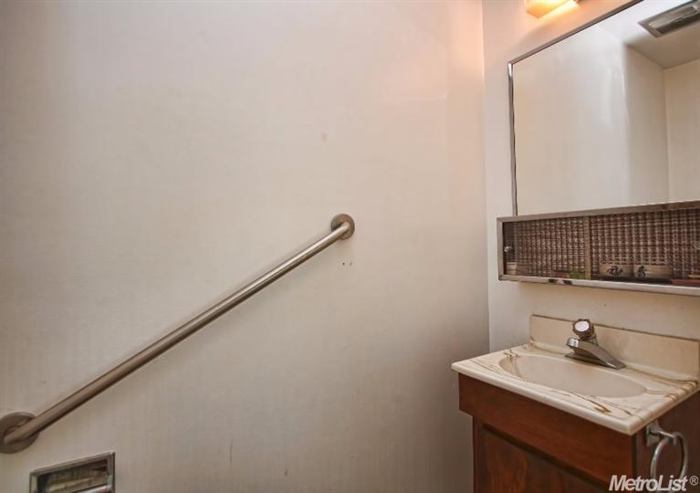 7760 Hazel Ave, Orangevale, CA 95662 photo 15