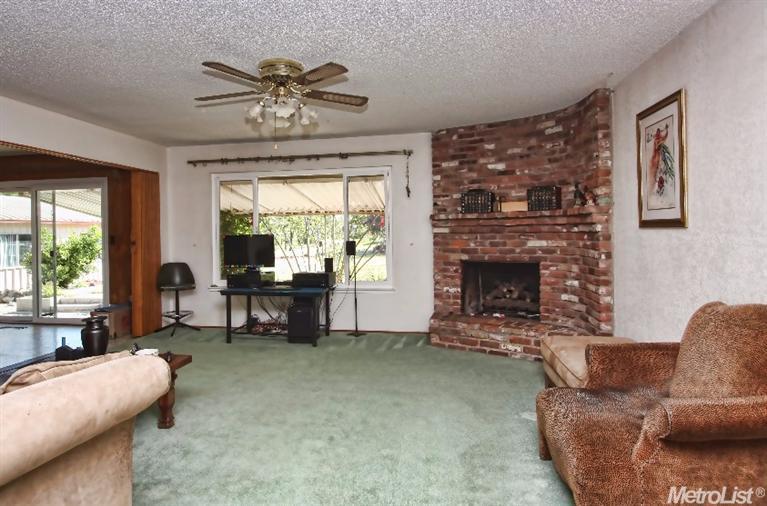 7760 Hazel Ave, Orangevale, CA 95662 photo 4