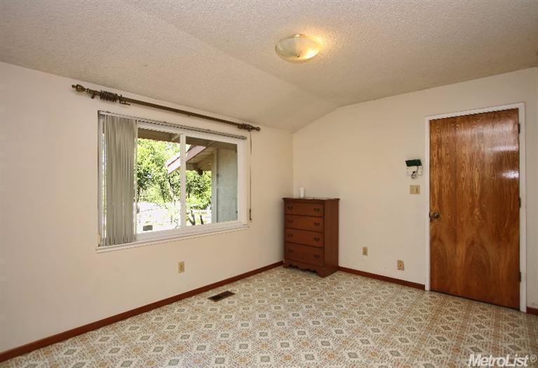 7760 Hazel Ave, Orangevale, CA 95662 photo 14