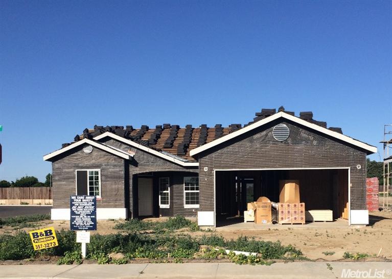 561 Marquez, Newman, CA 95360 photo 1