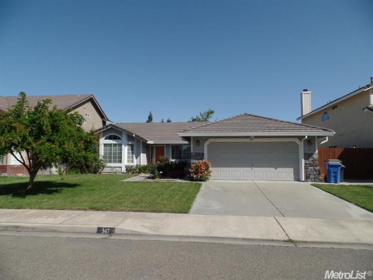 347 Castile Ln, Turlock, CA 95382 photo 1