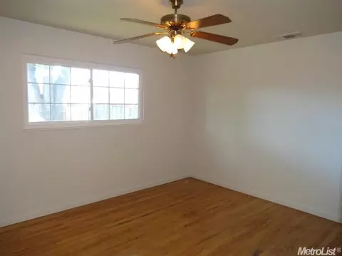 1918 Jackson St, Lodi, CA 95242 photo 9