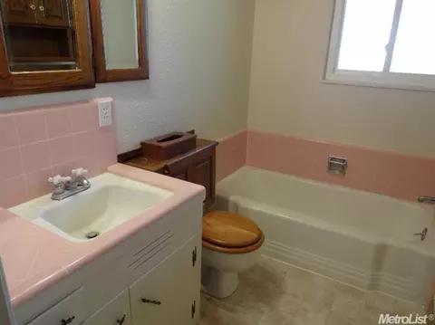 1918 Jackson St, Lodi, CA 95242 photo 6