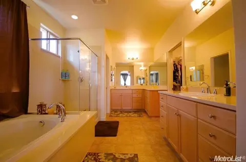 1128 Camogli Ct, Manteca, CA 95337 photo 23