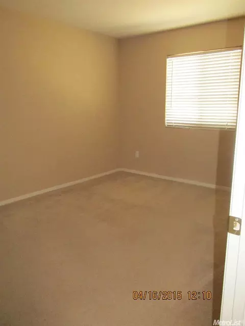 1201 Cliff Swallow Dr, Patterson, CA 95363 photo 11