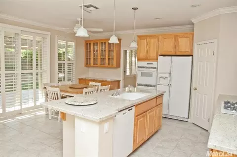 1754 Bristol Ln, Tracy, CA 95377 photo 5
