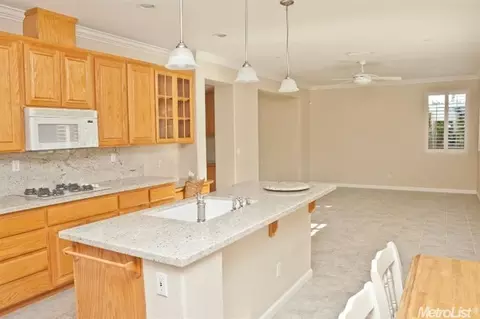 1754 Bristol Ln, Tracy, CA 95377 photo 7
