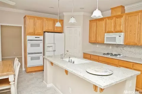 1754 Bristol Ln, Tracy, CA 95377 photo 6