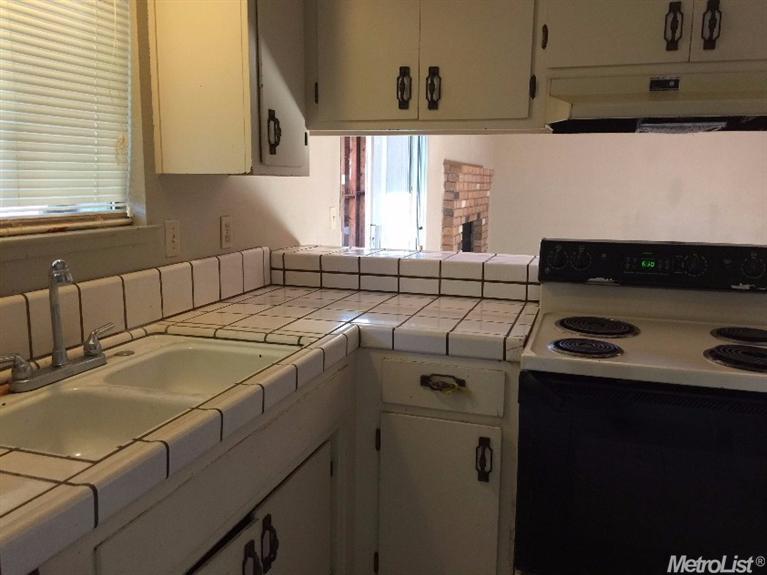 905 Cadillac Dr, Modesto, CA 95351 photo 13