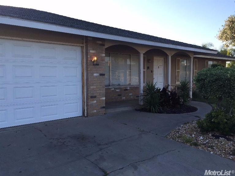 905 Cadillac Dr, Modesto, CA 95351 photo 3