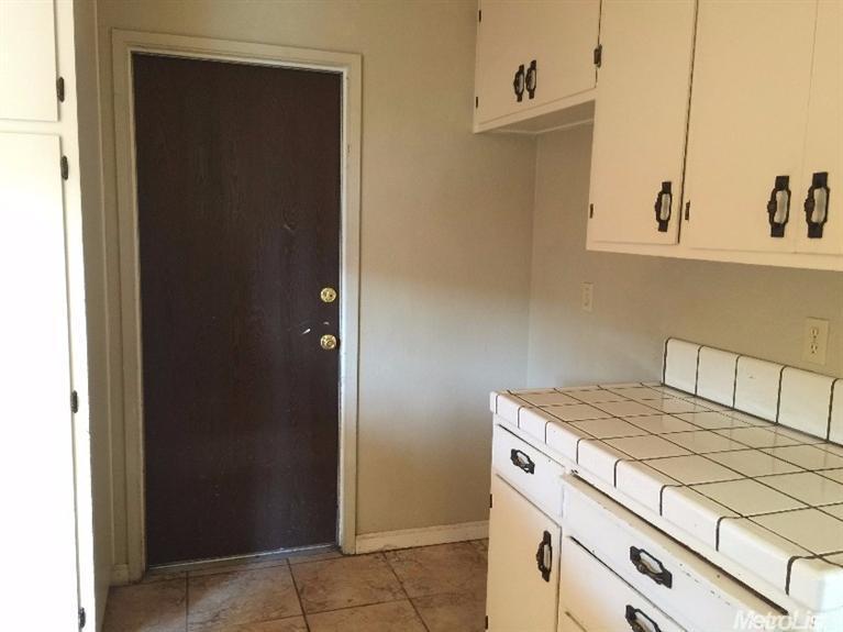 905 Cadillac Dr, Modesto, CA 95351 photo 14