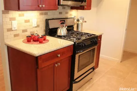 6536 Miles Ln, Carmichael, CA 95608 photo 7