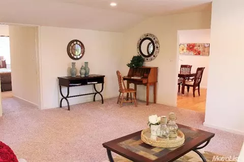 6536 Miles Ln, Carmichael, CA 95608 photo 12
