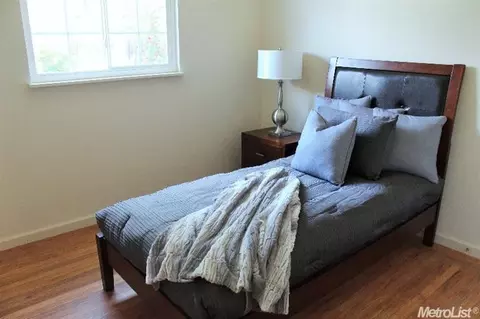 6536 Miles Ln, Carmichael, CA 95608 photo 17
