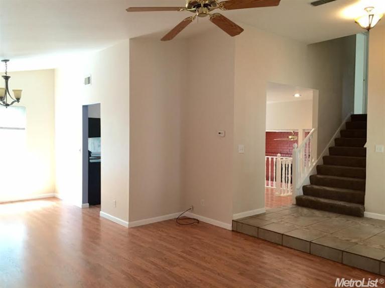 7617 Black Bear Dr, Antelope, CA 95843 photo 2