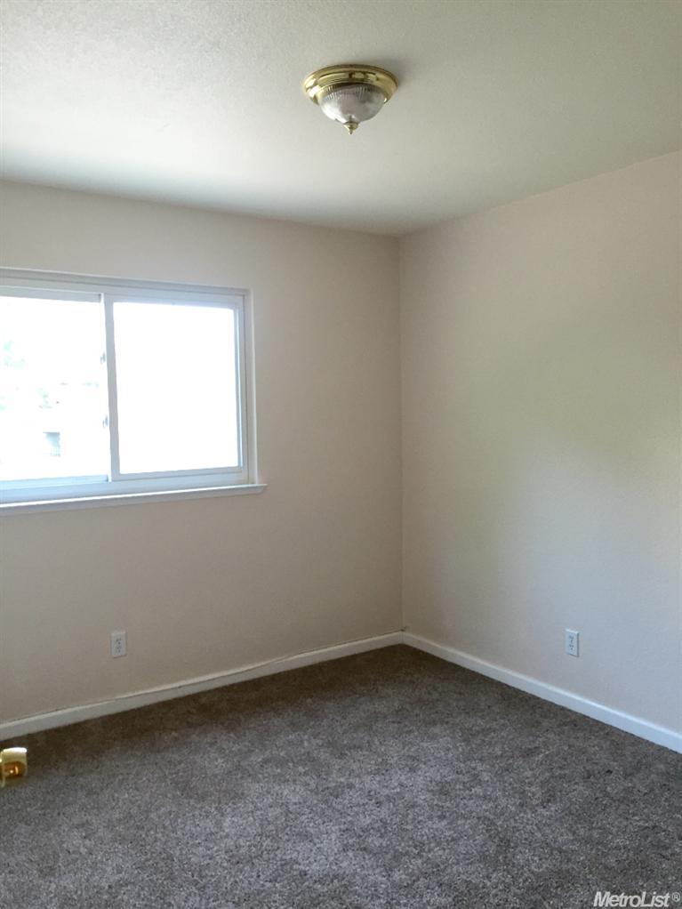 7617 Black Bear Dr, Antelope, CA 95843 photo 13