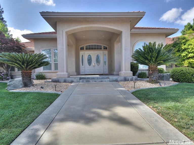 601 Atherton, Modesto, CA 95356 photo 2