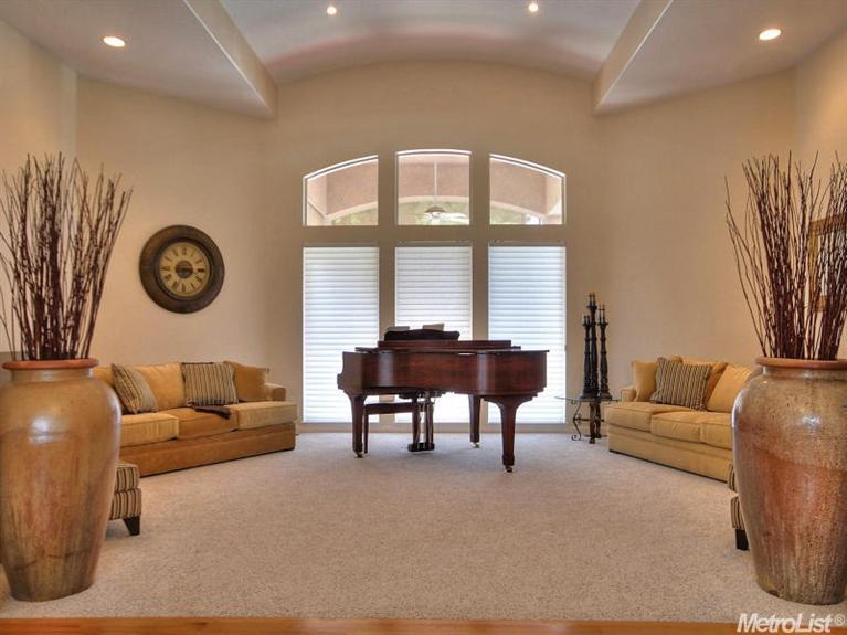 601 Atherton, Modesto, CA 95356 photo 3