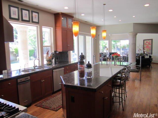 942 Cologne Ct, Lodi, CA 95242 photo 3