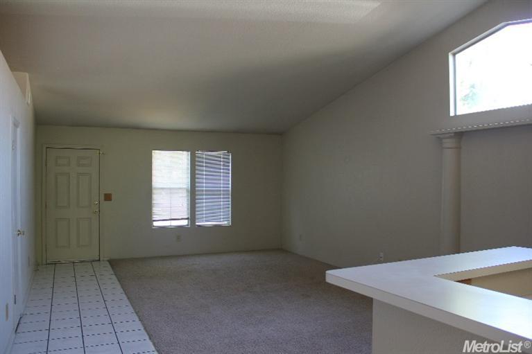 3532 Hallsboro Ct, Modesto, CA 95357 photo 3