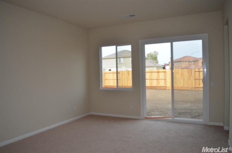 538 Pecan Dr, Ripon, CA 95366 photo 9