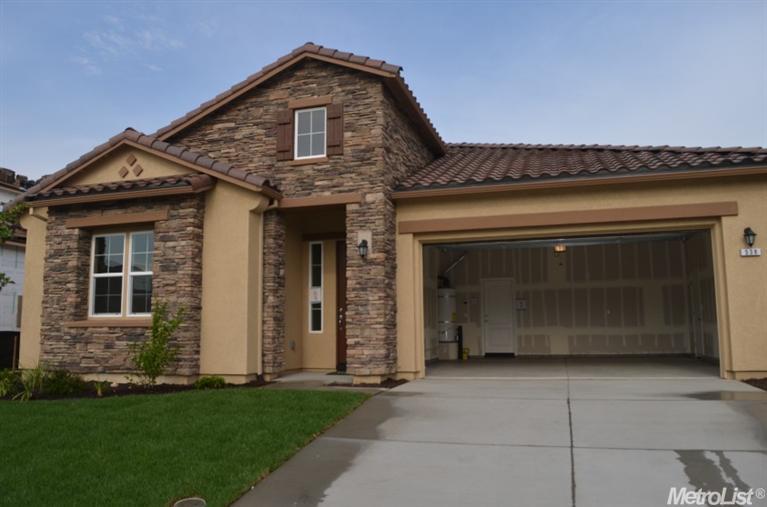 538 Pecan Dr, Ripon, CA 95366 photo 2
