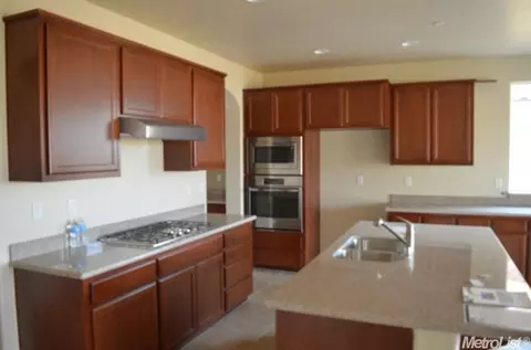 522 Pecan Dr, Ripon, CA 95366 photo 7