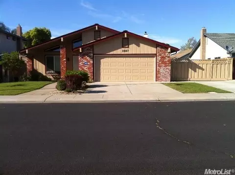 1667 Picadilly Way, Manteca, CA 95336 photo 1
