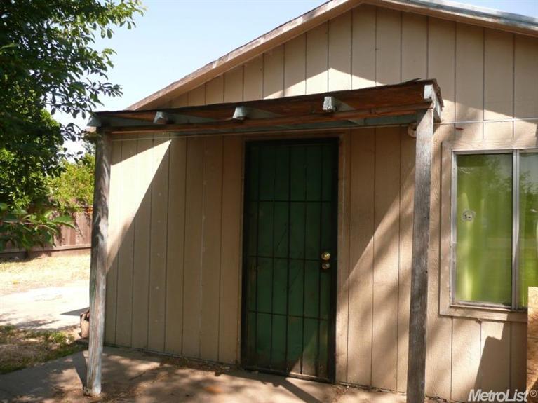 1901 Kenneth St, Modesto, CA 95351 photo 5